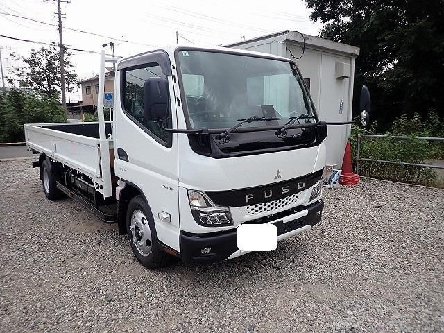 MITSUBISHI CANTER 2024