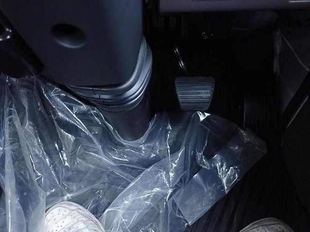 MITSUBISHI CANTER 2024