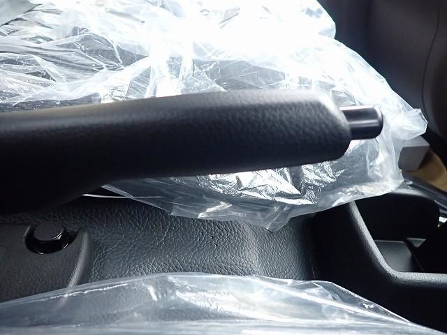 MITSUBISHI CANTER 2024