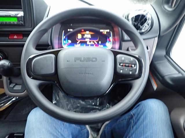 MITSUBISHI CANTER 2024