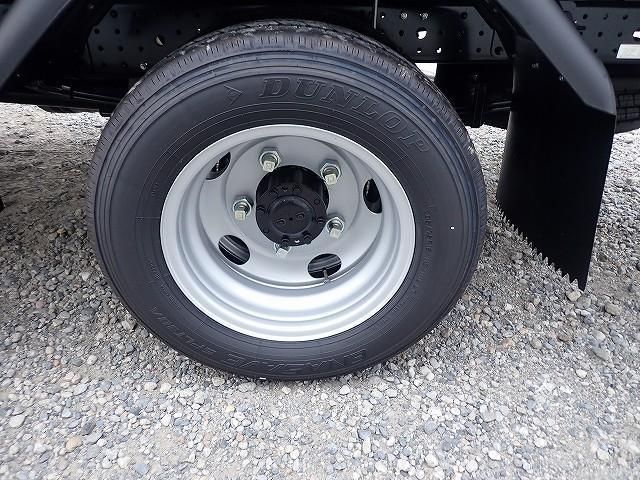 MITSUBISHI CANTER 2024