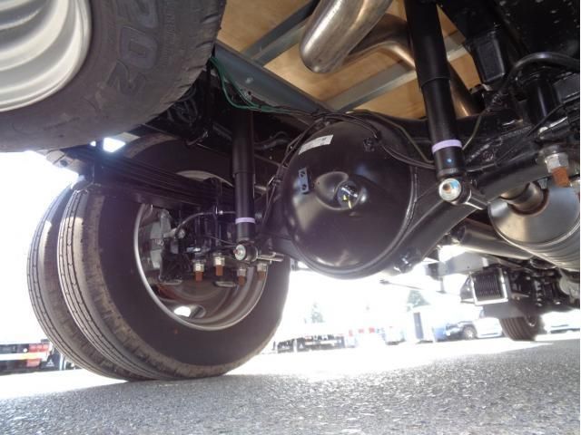 MITSUBISHI CANTER 2023