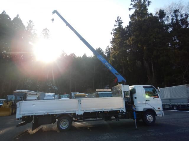 MITSUBISHI FUSOU FIGHTER 2012