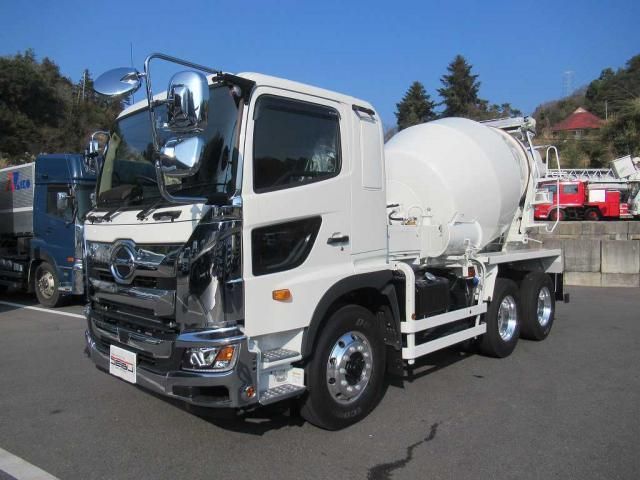 HINO PROFIA 2024