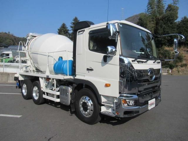 HINO PROFIA 2024
