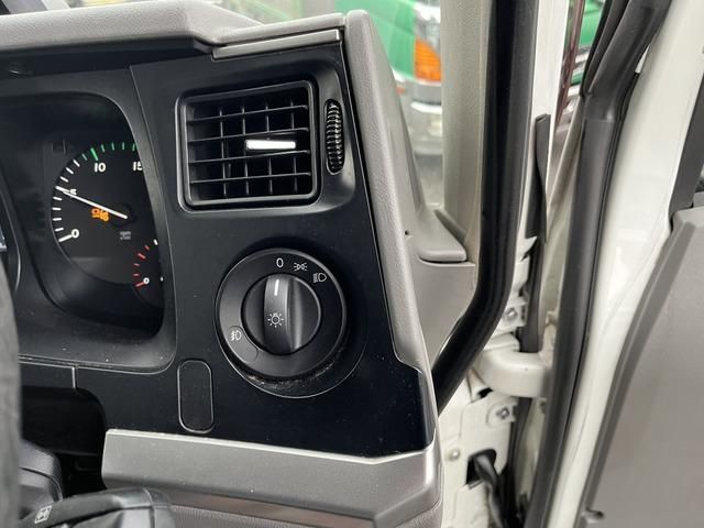 MITSUBISHI FUSOU SUPER GREAT 2018