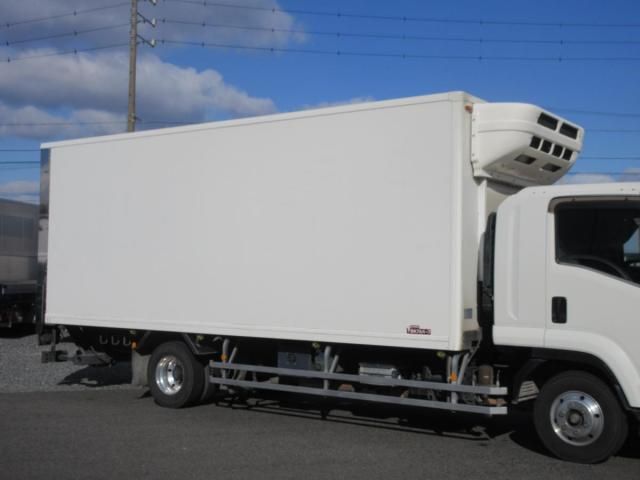ISUZU FORWARD 2014