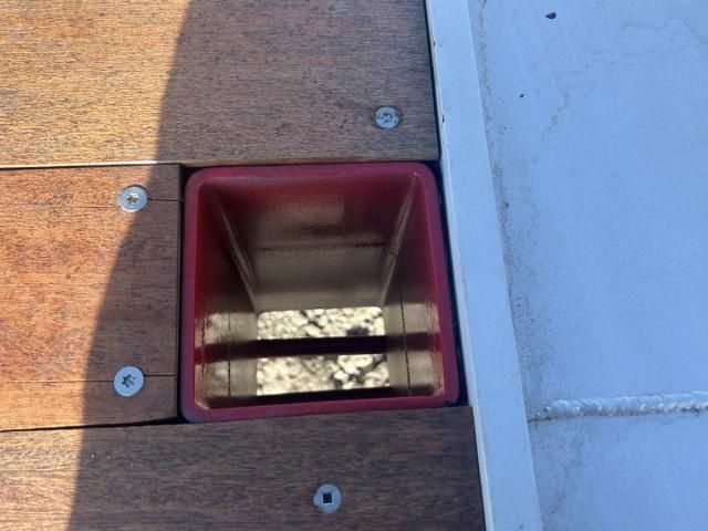 NISSAN DIESEL BigThumb 2004