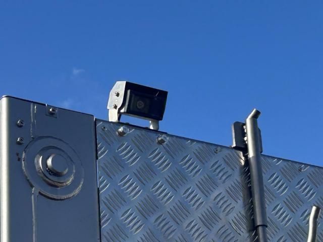 NISSAN DIESEL BigThumb 2004