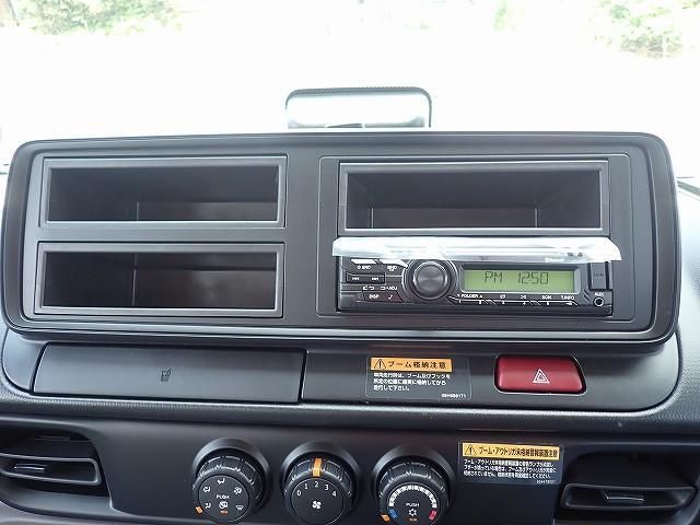 MITSUBISHI CANTER 2025