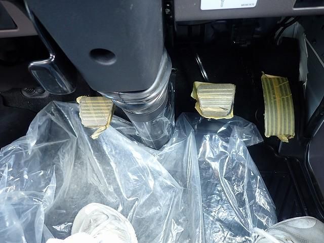 MITSUBISHI CANTER 2025