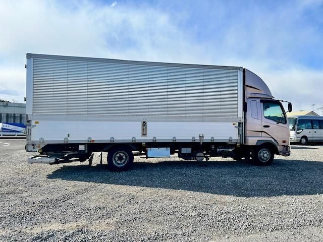 MITSUBISHI FUSOU FIGHTER 2016