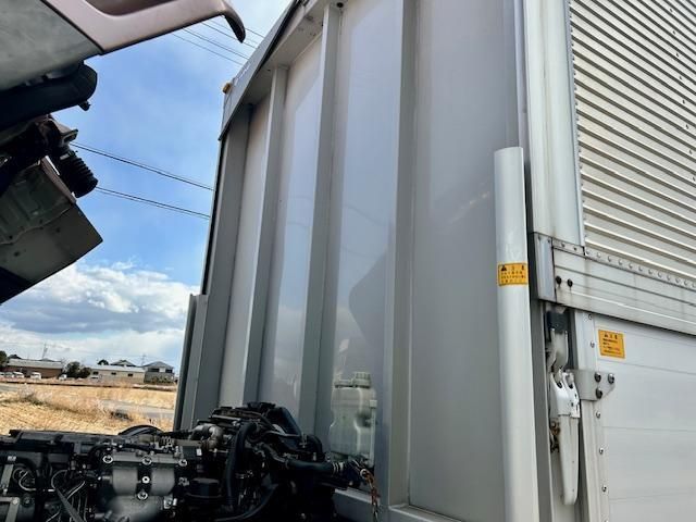 MITSUBISHI FUSOU FIGHTER 2016