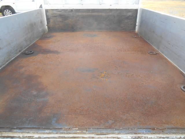 MITSUBISHI CANTER GUTS 2006