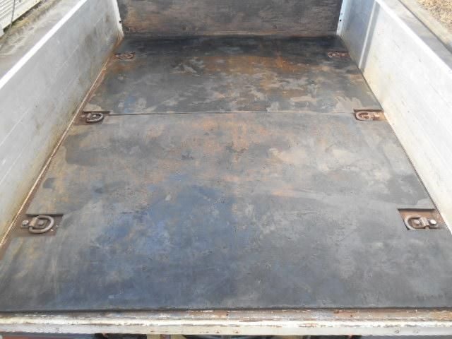 MITSUBISHI CANTER GUTS 2006