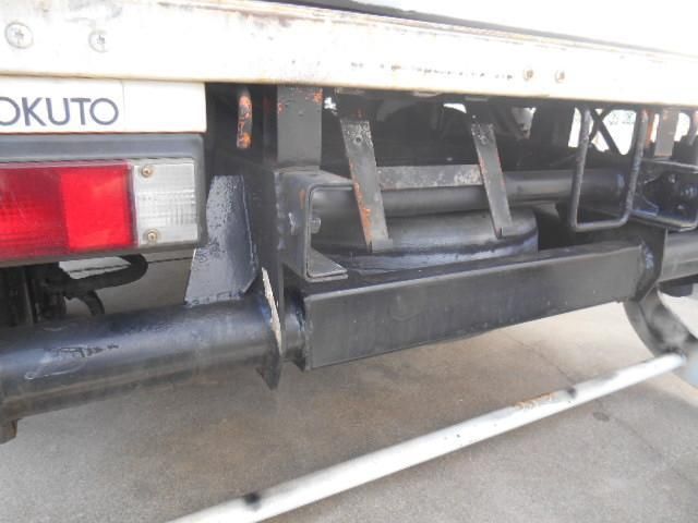 MITSUBISHI CANTER GUTS 2006