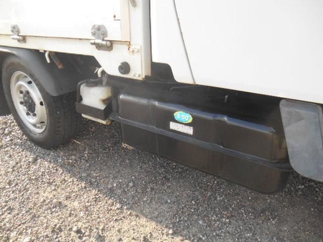 MITSUBISHI CANTER GUTS 2006