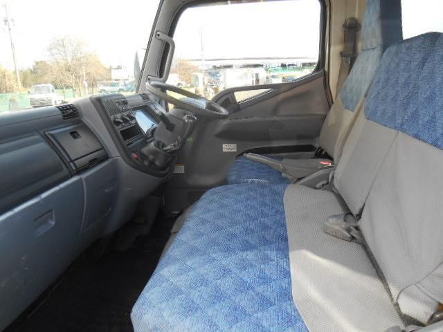 MITSUBISHI CANTER GUTS 2006