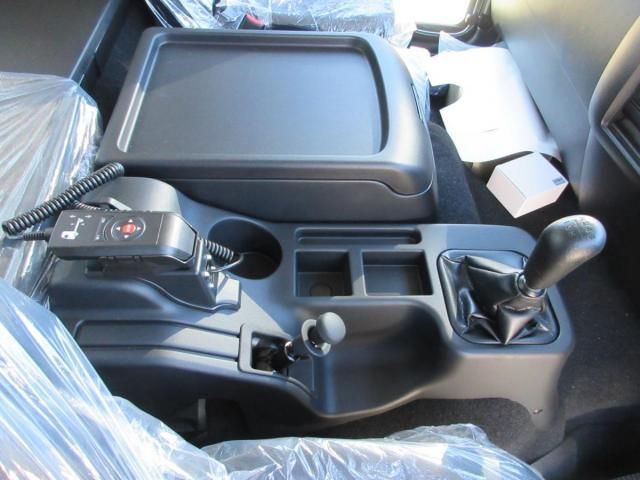 MITSUBISHI FUSOU FIGHTER 2024