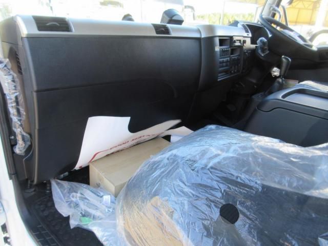 MITSUBISHI FUSOU FIGHTER 2024