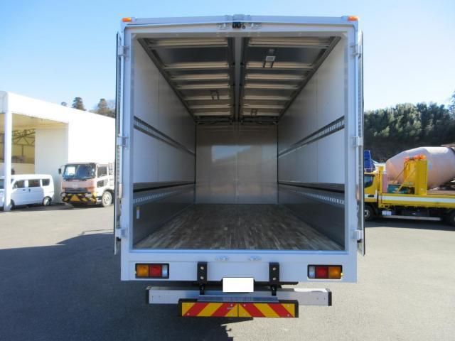 MITSUBISHI FUSOU FIGHTER 2024