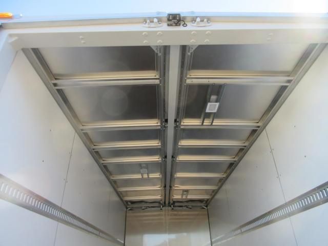 MITSUBISHI FUSOU FIGHTER 2024