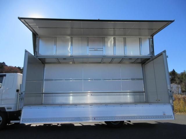 MITSUBISHI FUSOU FIGHTER 2024