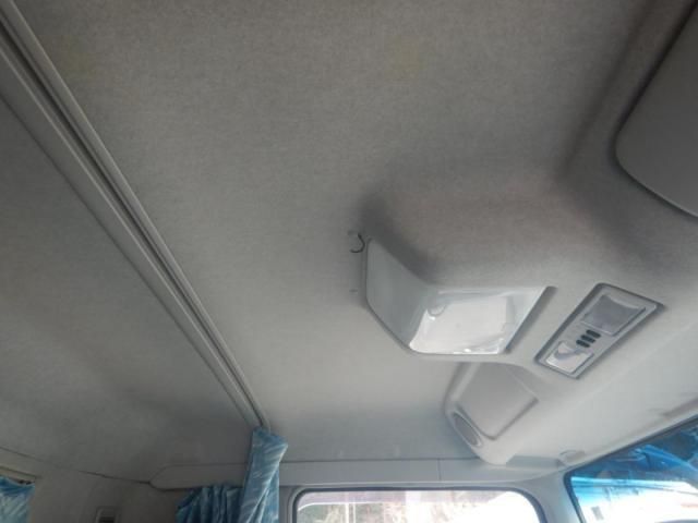 MITSUBISHI FUSOU SUPER GREAT 2016