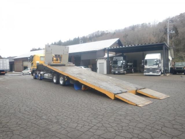 MITSUBISHI FUSOU SUPER GREAT 2016