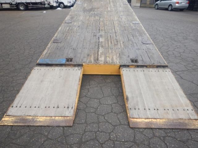 MITSUBISHI FUSOU SUPER GREAT 2016