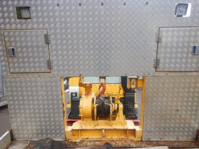 MITSUBISHI FUSOU SUPER GREAT 2016