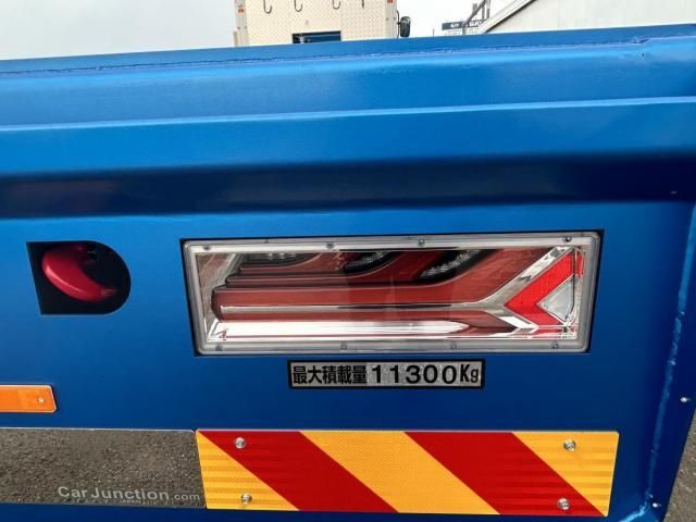 NISSAN DIESEL BigThumb 2004