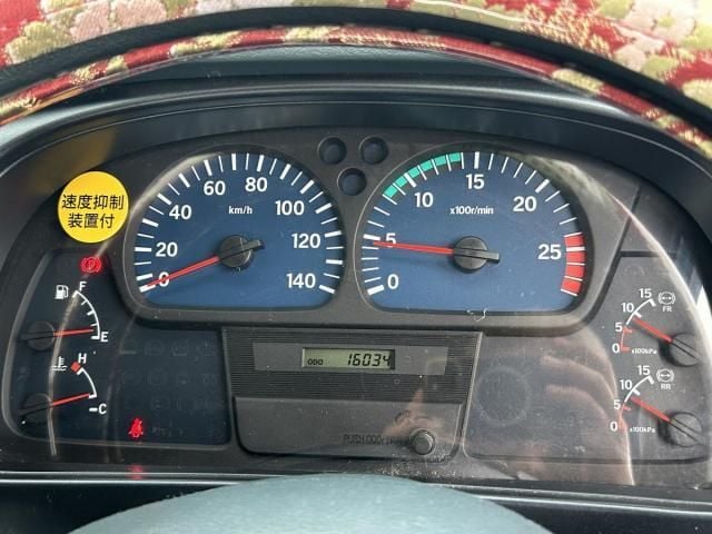 NISSAN DIESEL BigThumb 2004