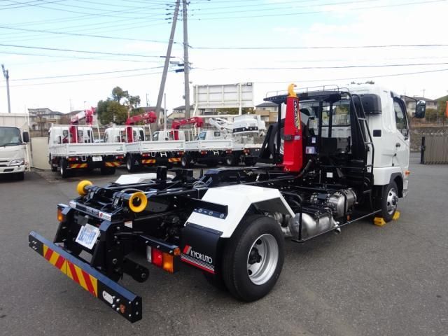 MITSUBISHI FUSOU FIGHTER 2024