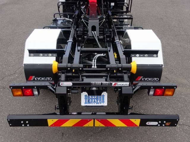 MITSUBISHI FUSOU FIGHTER 2024