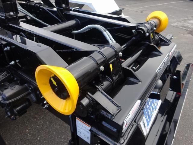 MITSUBISHI FUSOU FIGHTER 2024