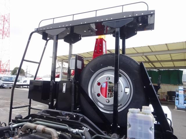 MITSUBISHI FUSOU FIGHTER 2024