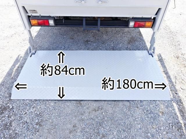 MITSUBISHI CANTER 2011