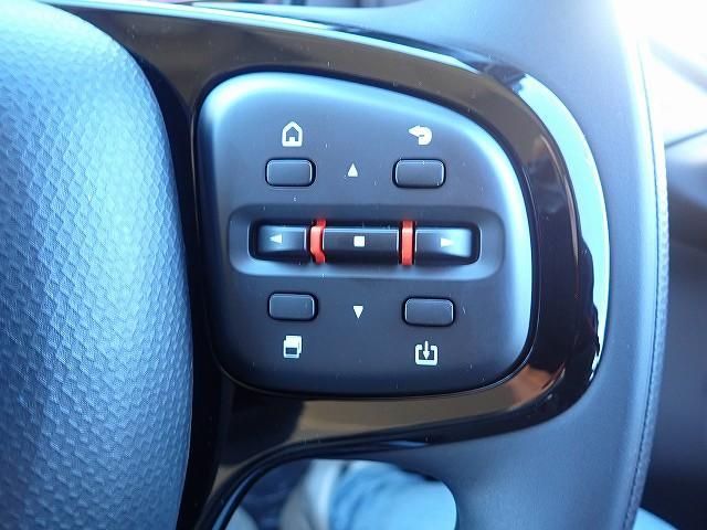 MITSUBISHI CANTER 2025