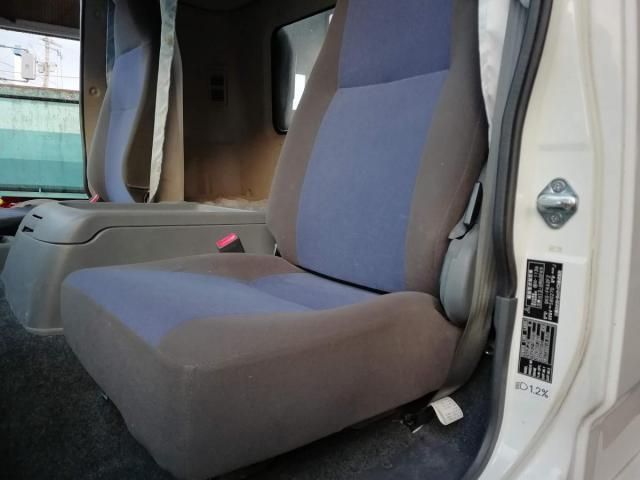 MITSUBISHI FUSOU FIGHTER 2013