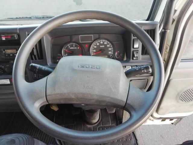 ISUZU ELF 2019