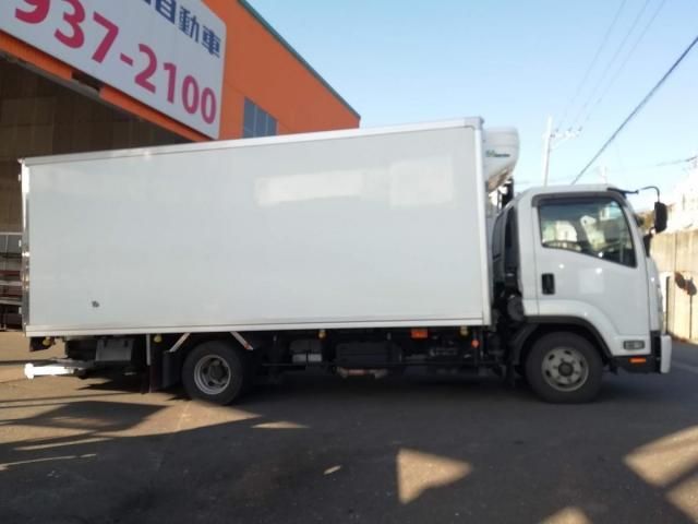 ISUZU FORWARD 2019