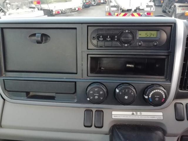 MITSUBISHI CANTER 2017