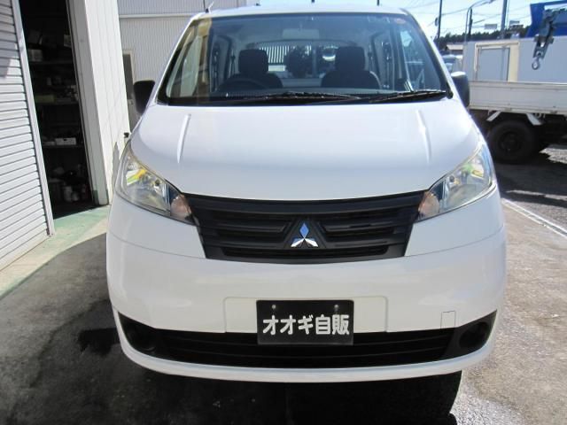 MITSUBISHI DELICA van 2WD 2017
