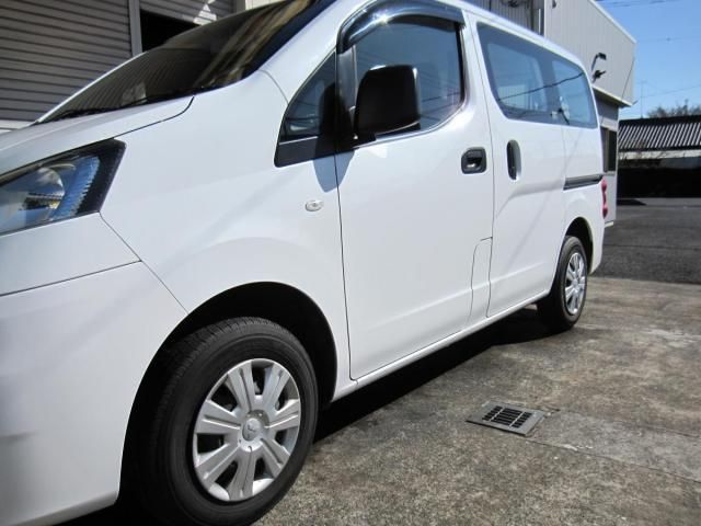 MITSUBISHI DELICA van 2WD 2017