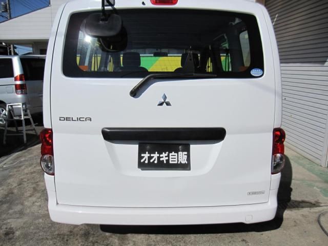 MITSUBISHI DELICA van 2WD 2017
