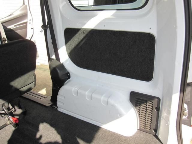 MITSUBISHI DELICA van 2WD 2017