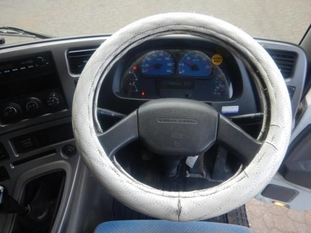 NISSAN DIESEL Quon 2008