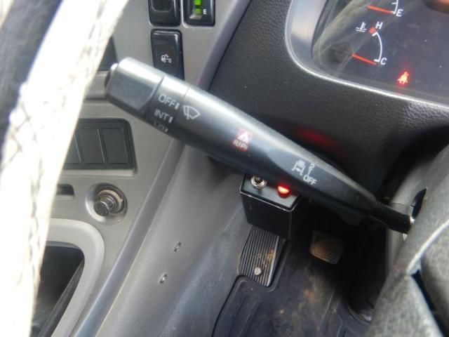 NISSAN DIESEL Quon 2008