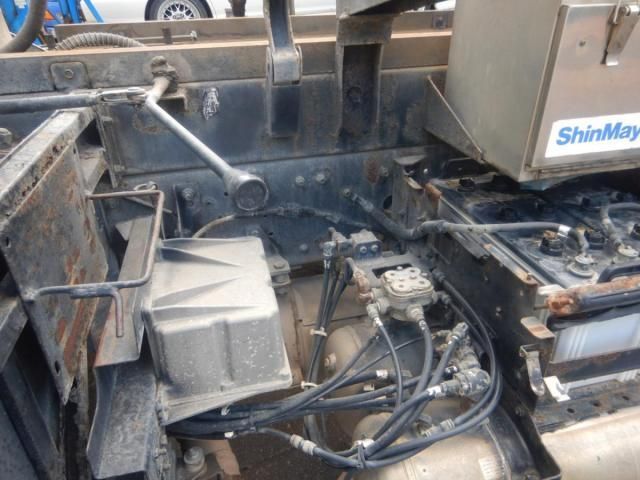 NISSAN DIESEL Quon 2008